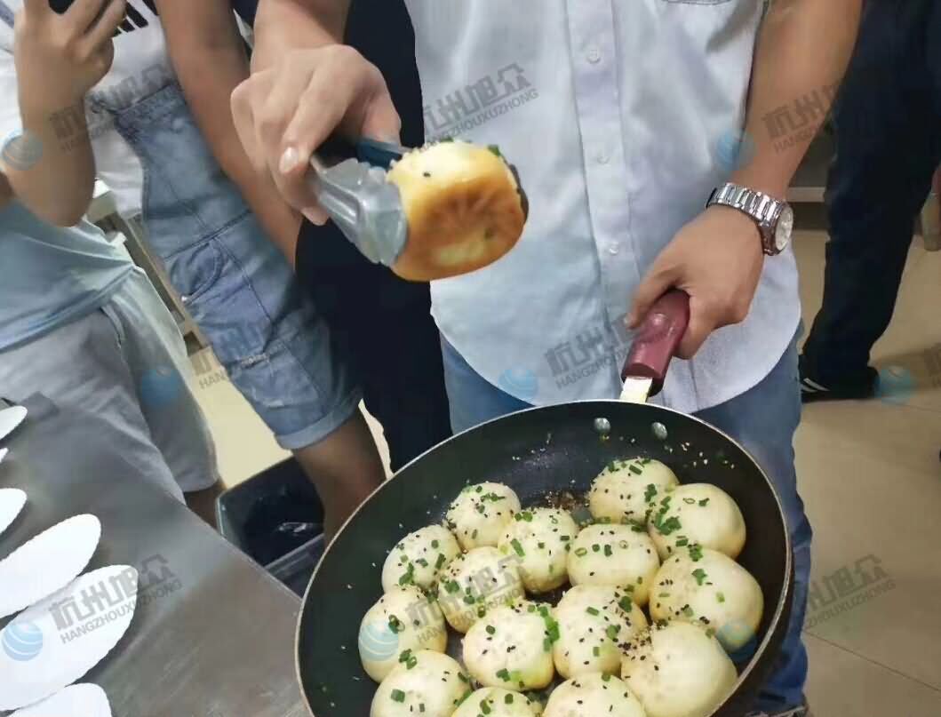 5db24e5e40ce9.jpg